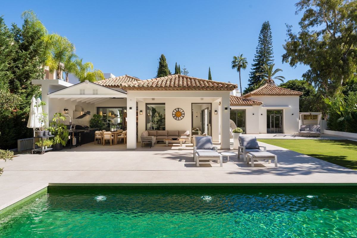 Nueva Andalucía, Marbella