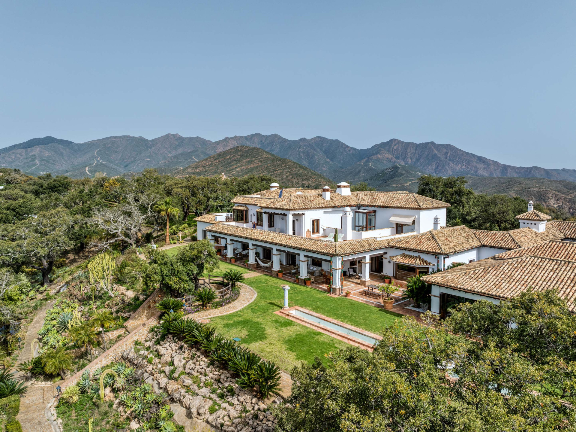 La Mairena, Marbella